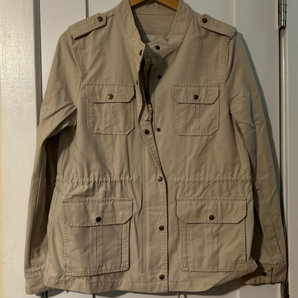 LOFT cotton khaki gathered waist safari jacket - size medium